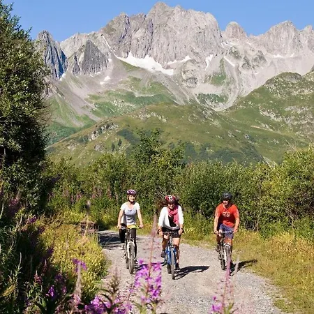 Bed & Breakfast Val Morel Beautiful Flat Close Heart Of Valmorel